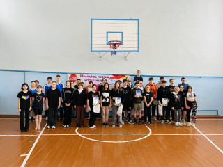в городе Починке состоялся турнир по стрит-баскетболу среди юношей и девушек в рамках акции «Молодежь против наркотиков!» - фото - 6