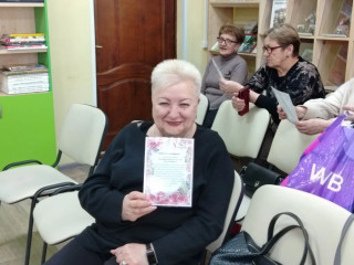 4 марта в Центральной районной библиотеке имени В.П. Смирнова, в клубе «Вдохновение» прошел вечер-посвящение «Свет блистательного таланта», посвященный 85-летию со дня рождения Андрея Миронова - фото - 6